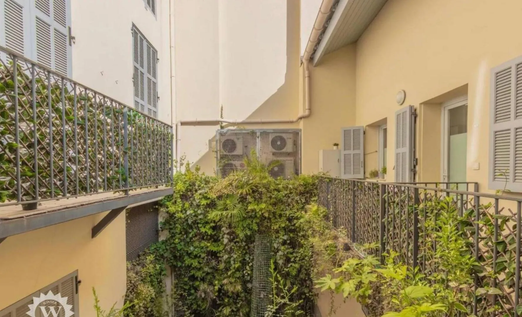 A 2 Pas De La Plage - Centre - Wifi - Climatisation - Tram Nice Apartment