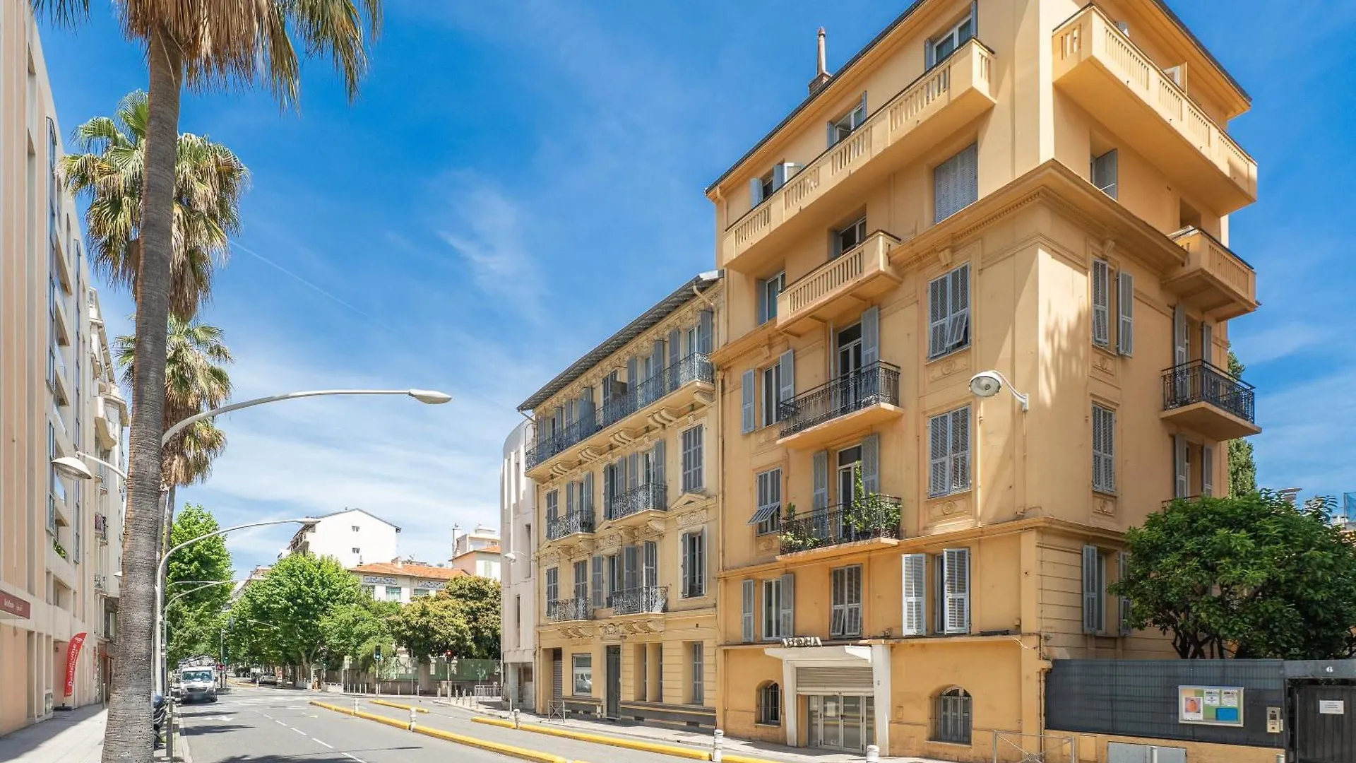Apartment A 2 Pas De La Plage - Centre - Wifi - Climatisation - Tram Nice